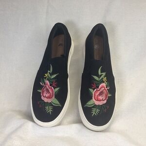 Big Buddha Womens Floral Embroidered Platform Slip On Sneaker Black White Size 8